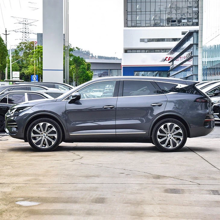 Denza N8 DM FWD SUV